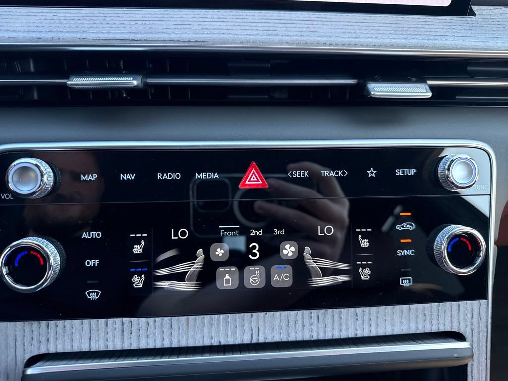 New 2026 Genesis GV80 3.5T Prestige AWD/4WD image 21