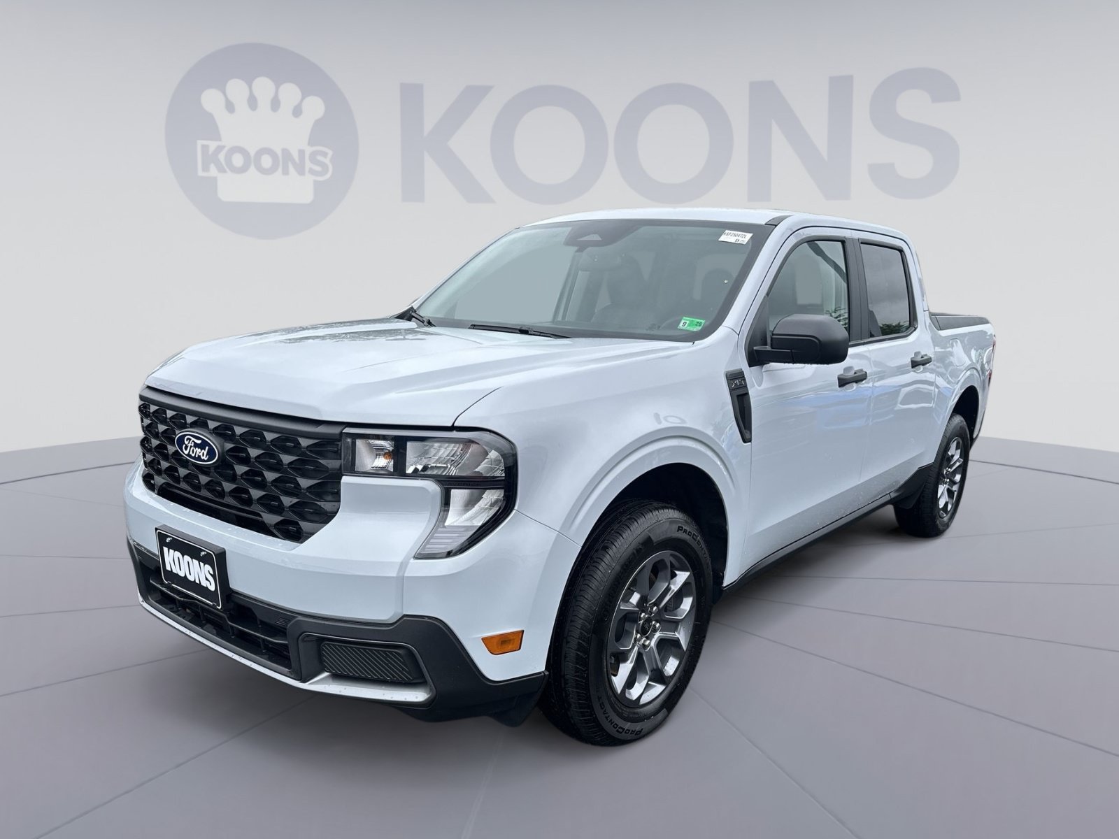 Used 2025 Ford Maverick XLT w/ Equipment Group 302A AWD/4WD image 5