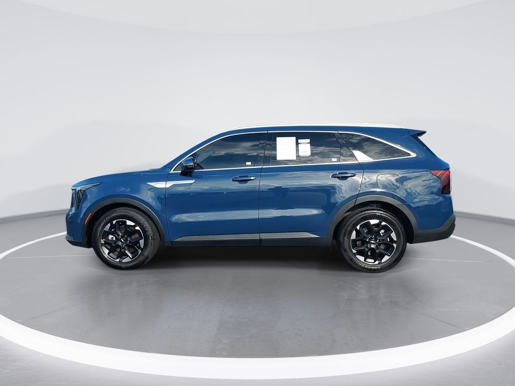 Used 2025 Kia Sorento S w/ Panoramic Sunroof Package image 5