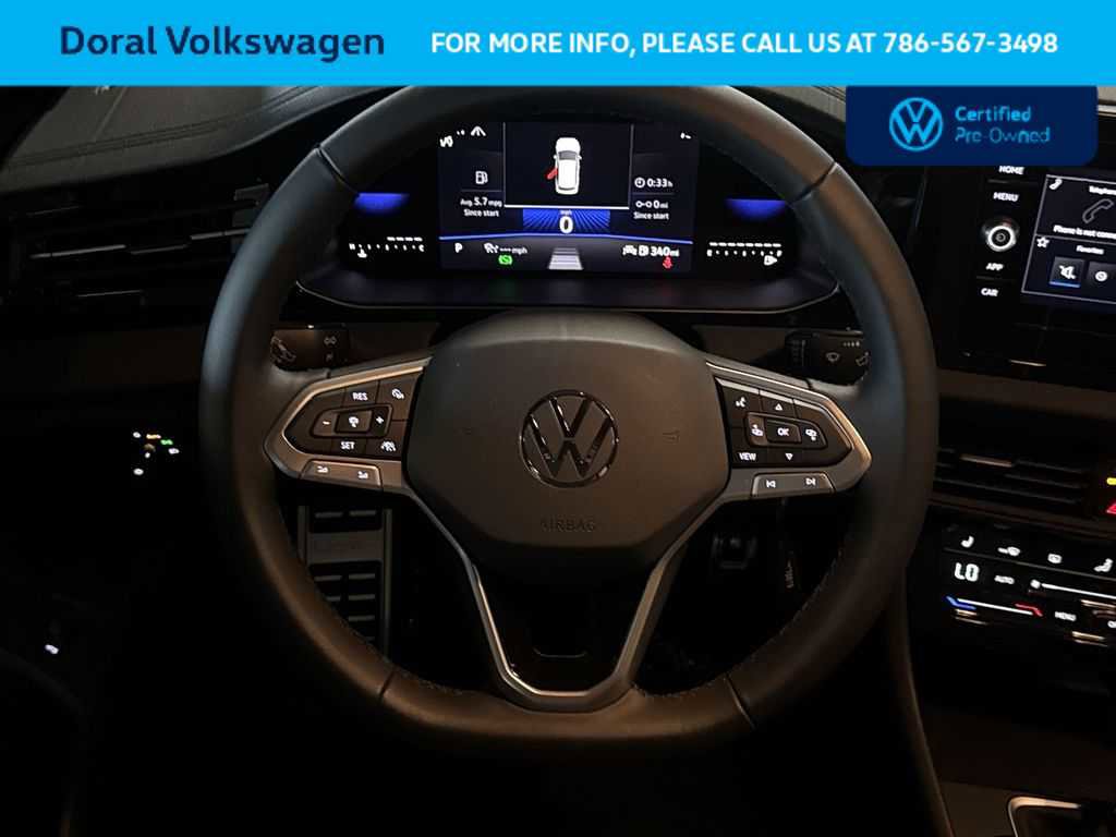 Used 2025 Volkswagen Jetta Sport image 15
