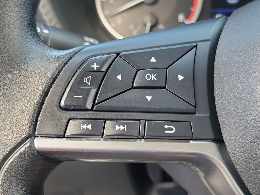 Used 2023 Nissan Sentra S FWD image 5