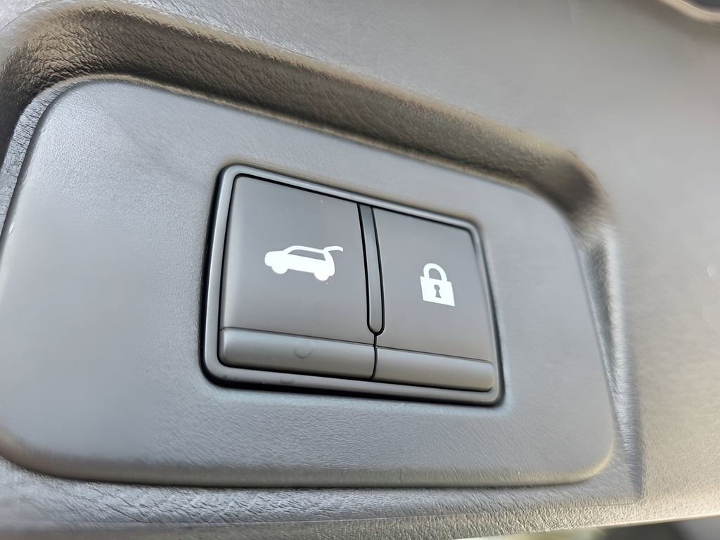 New 2026 Nissan Rogue SV image 6