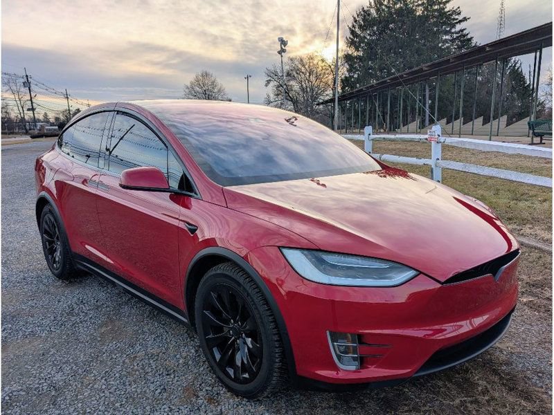 Used 2017 Tesla Model X 100D image 3