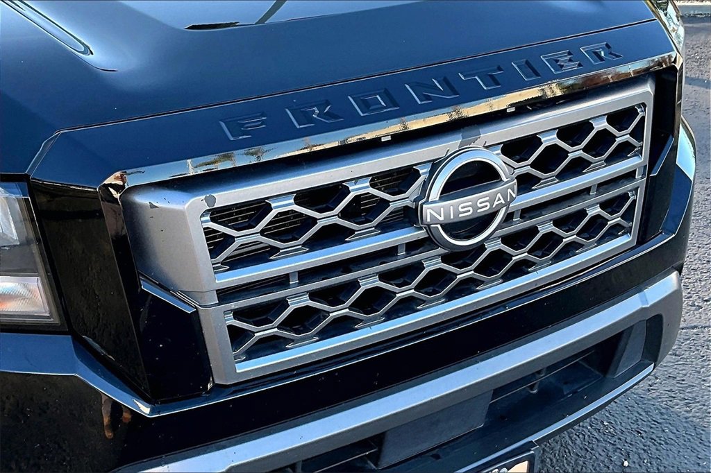 Used 2022 Nissan Frontier SV image 27