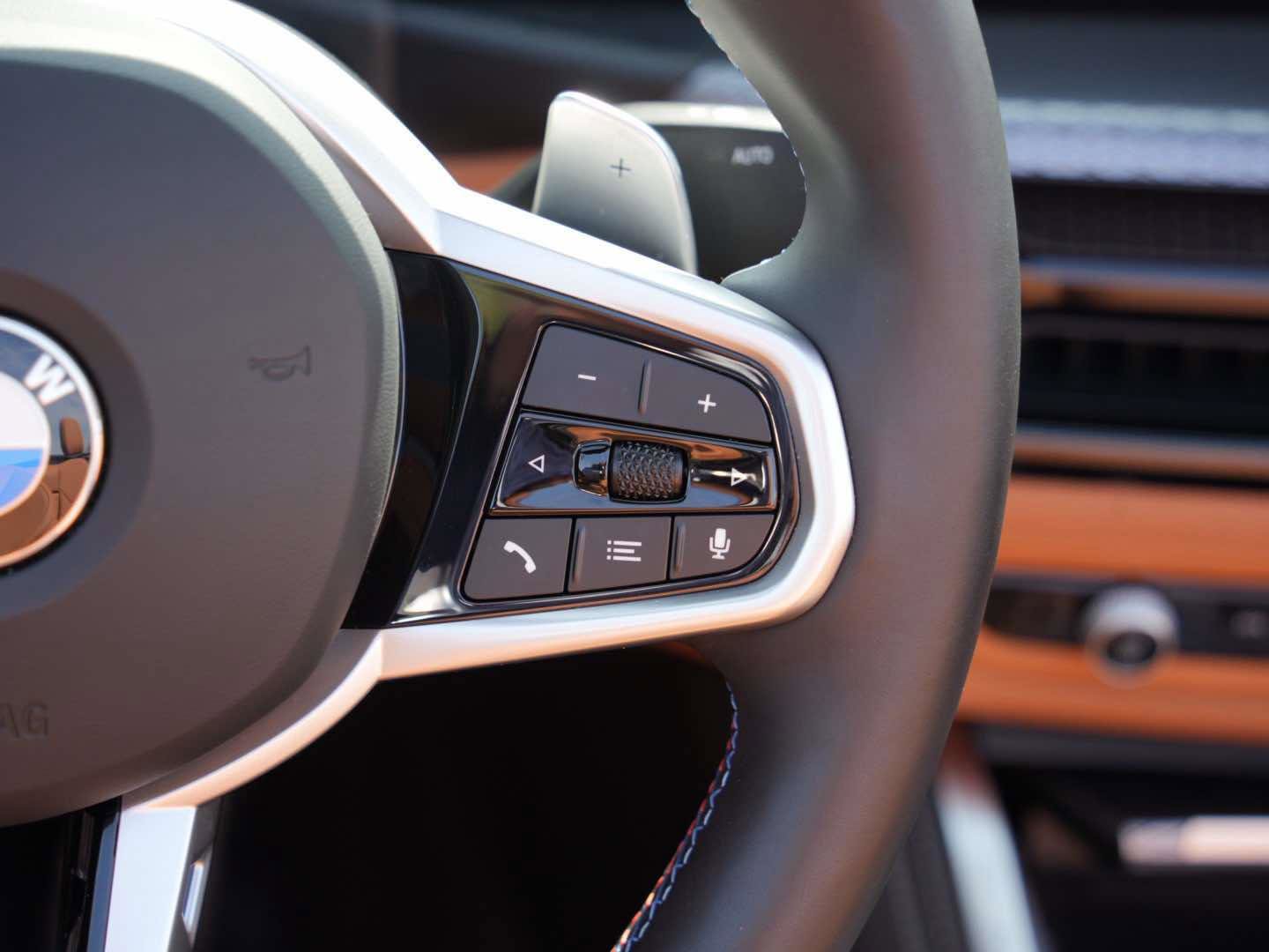 Used 2026 BMW M440i Convertible image 12