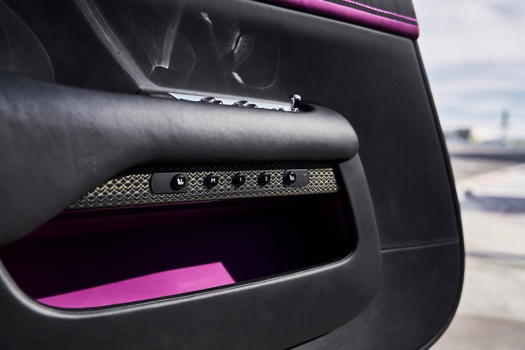 Used 2020 Rolls-Royce Wraith RWD image 27