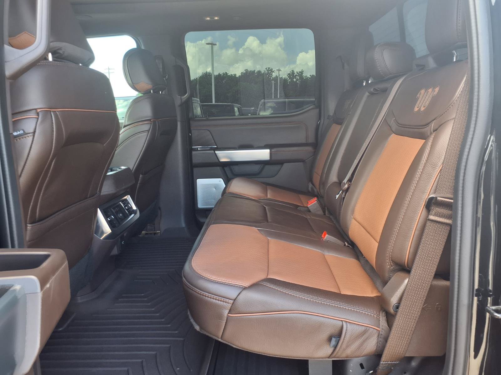 Used 2025 Ford F250 King Ranch w/ Tremor Off-Road Package AWD/4WD image 10