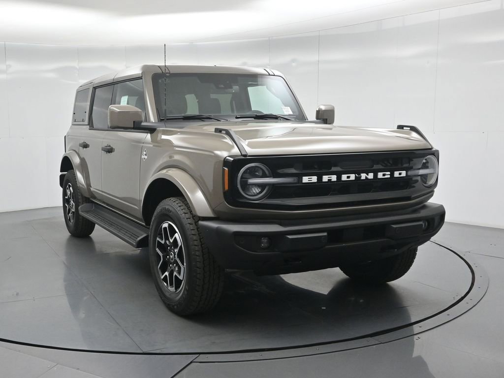 New 2026 Ford Bronco Outer Banks image 20