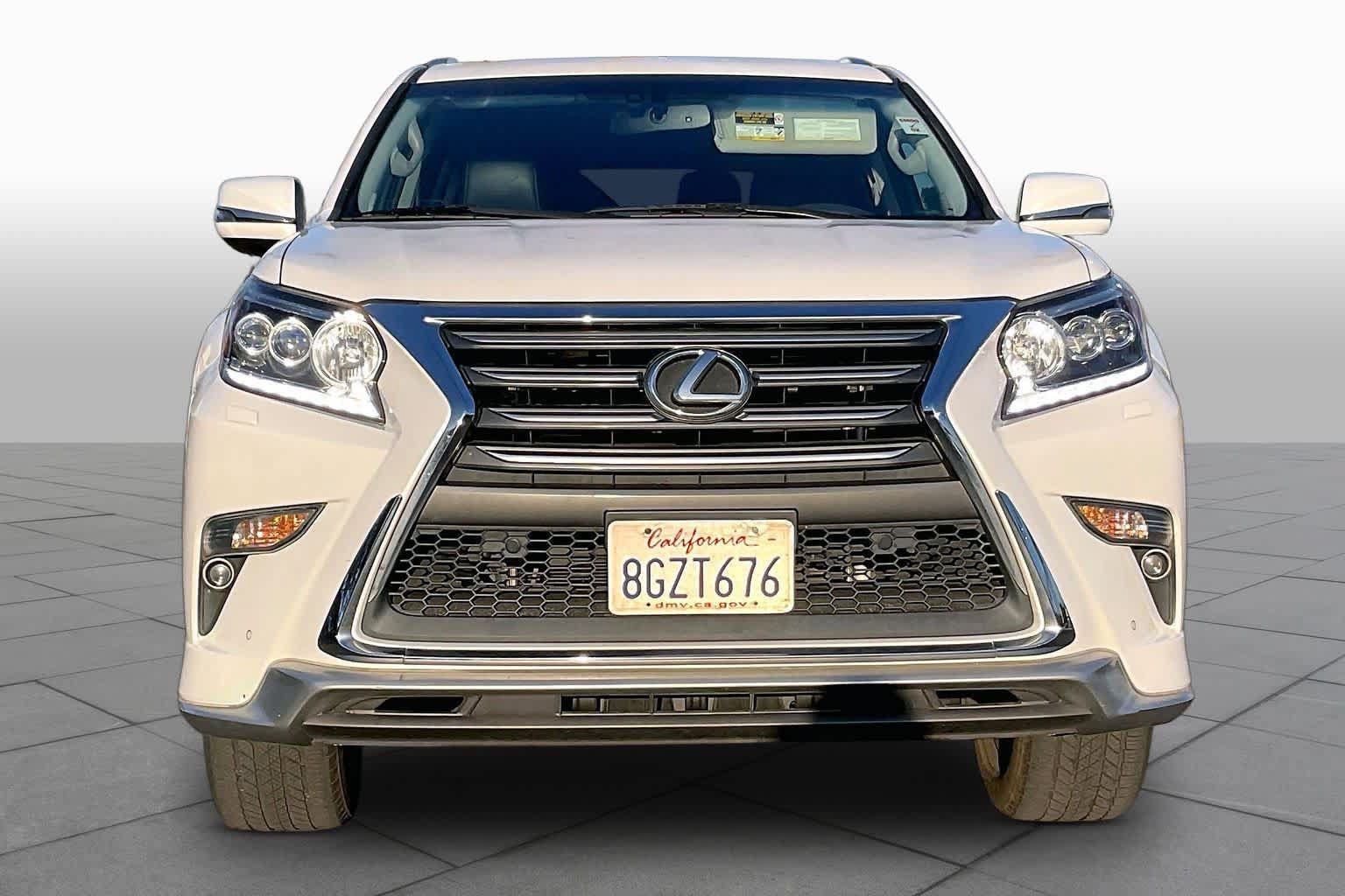Used 2019 Lexus GX 460 Premium AWD/4WD image 3