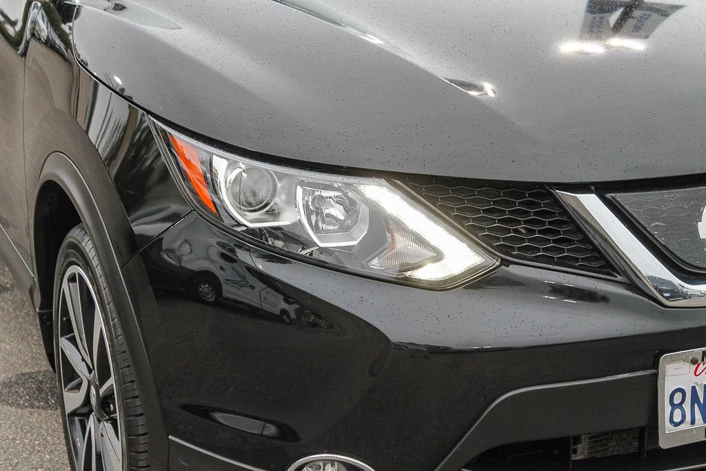 Used 2019 Nissan Rogue Sport SL image 4