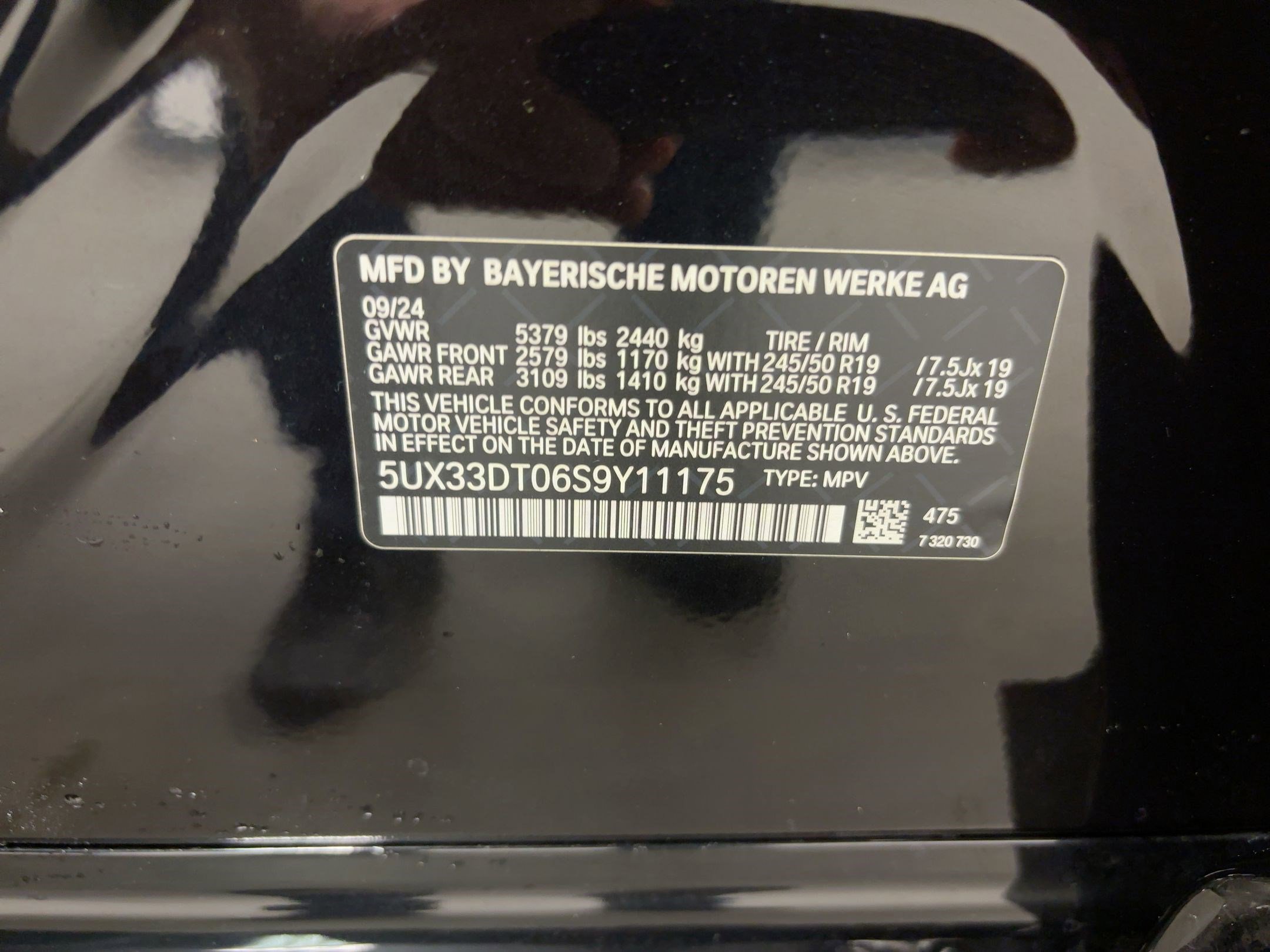 Certified 2025 BMW X4 xDrive30i w/ Premium Package image 19