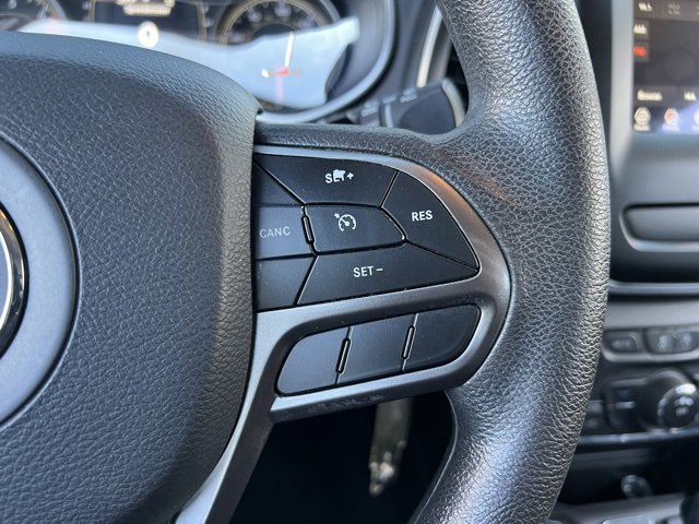 Used 2021 Jeep Cherokee Latitude image 27