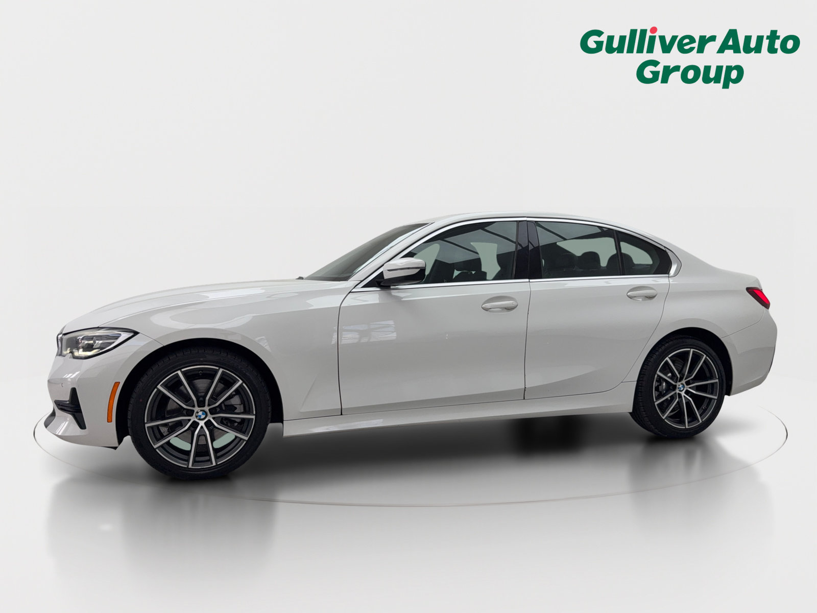 Used 2020 BMW 330i xDrive Sedan w/ Convenience Package AWD/4WD image 2