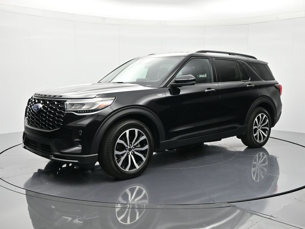 Certified 2025 Ford Explorer ST-Line w/ Premium Package image 1