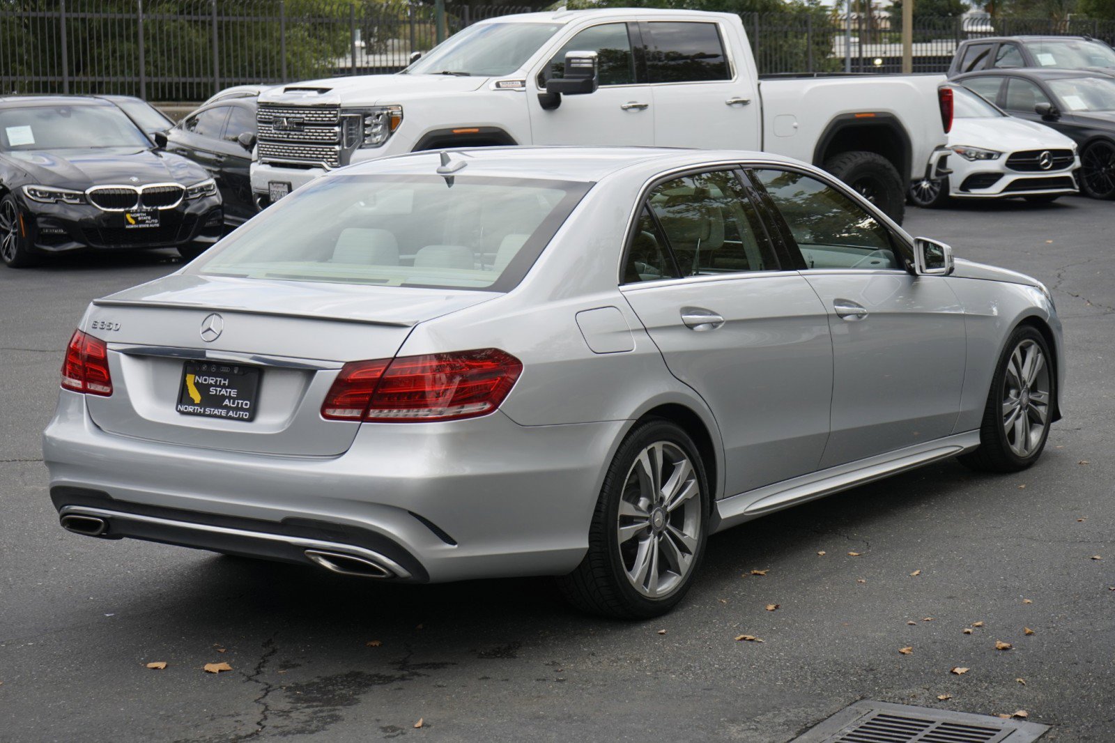 Used 2014 Mercedes-Benz E 350 Sedan image 7