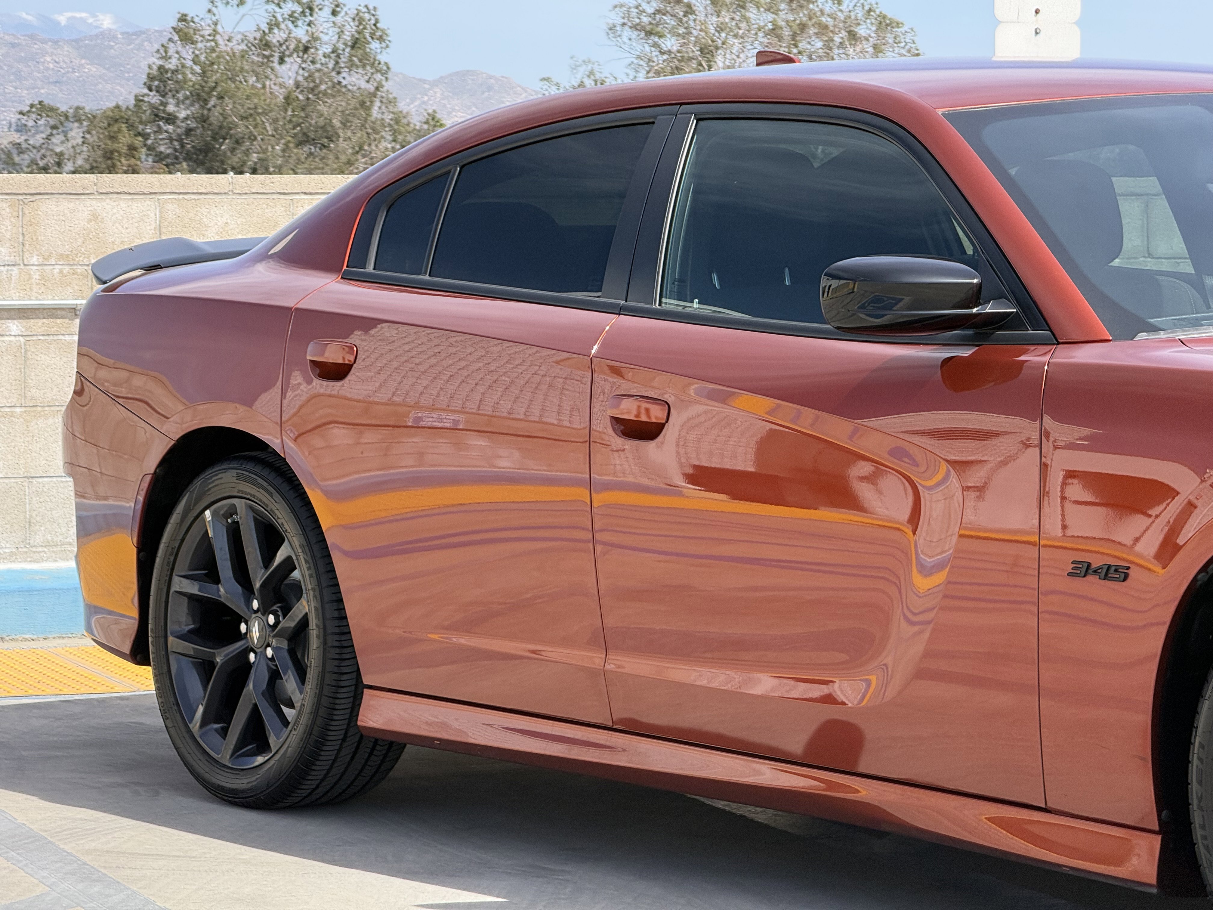 Used 2023 Dodge Charger R/T w/ Harman/Kardon Audio Group RWD image 5