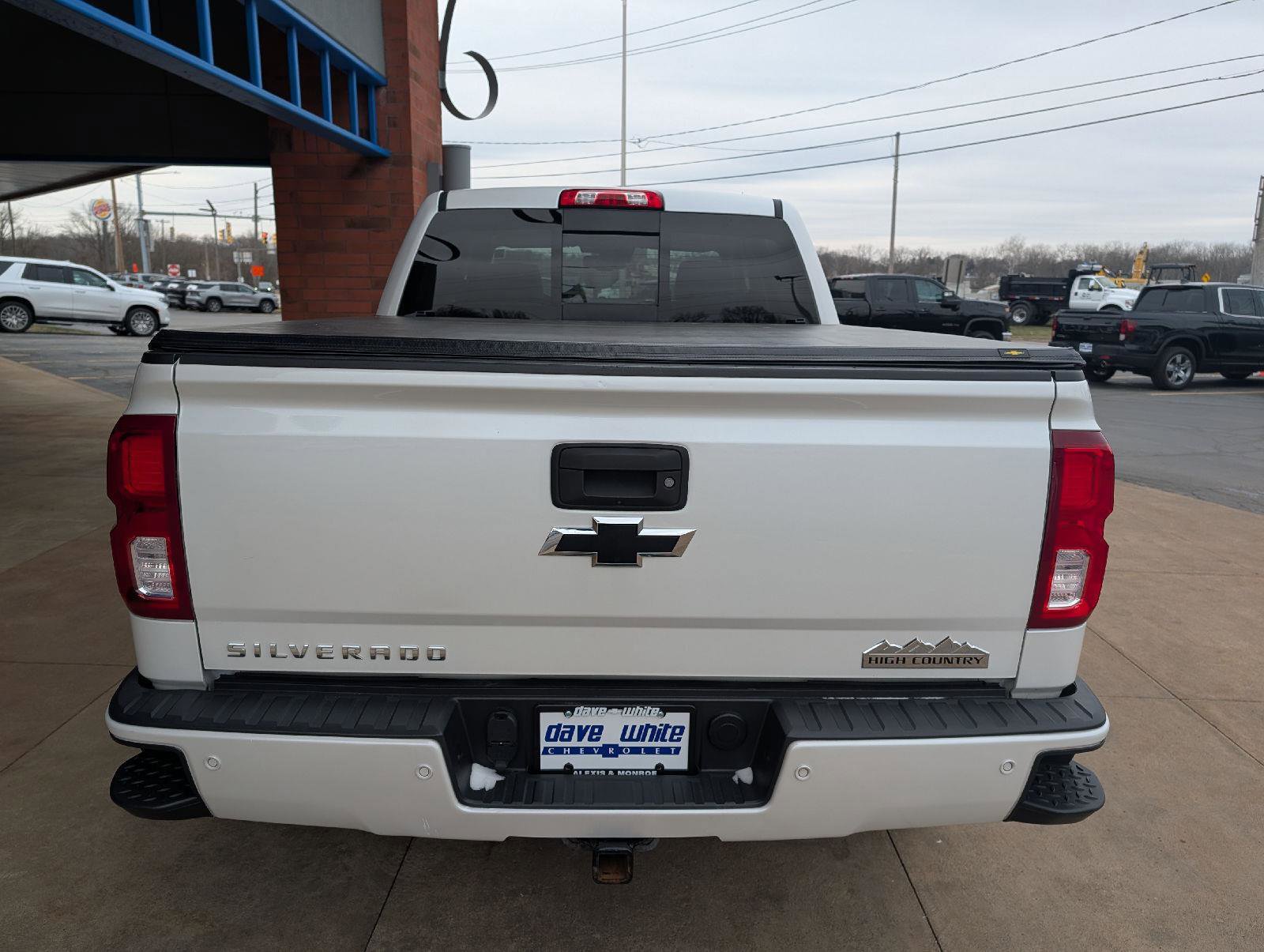 Used 2018 Chevrolet Silverado 1500 High Country image 6