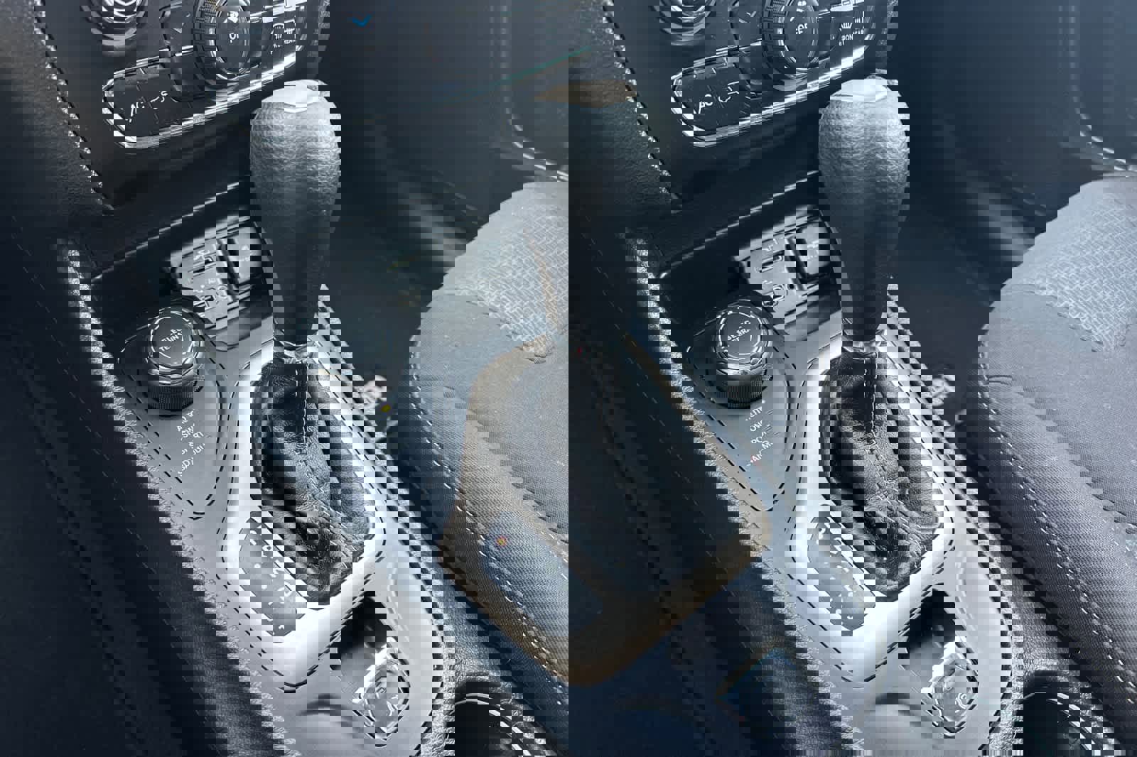 Used 2016 Jeep Cherokee Latitude image 21