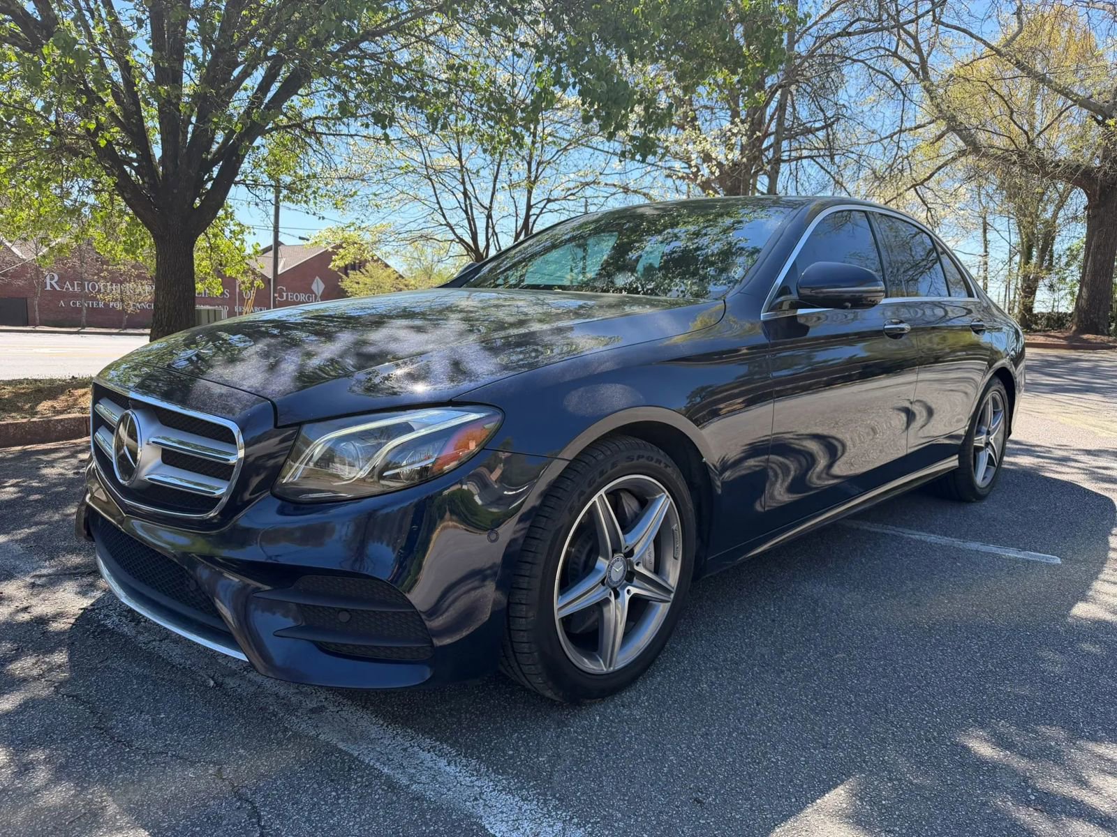 Used 2017 Mercedes-Benz E 300 image 2