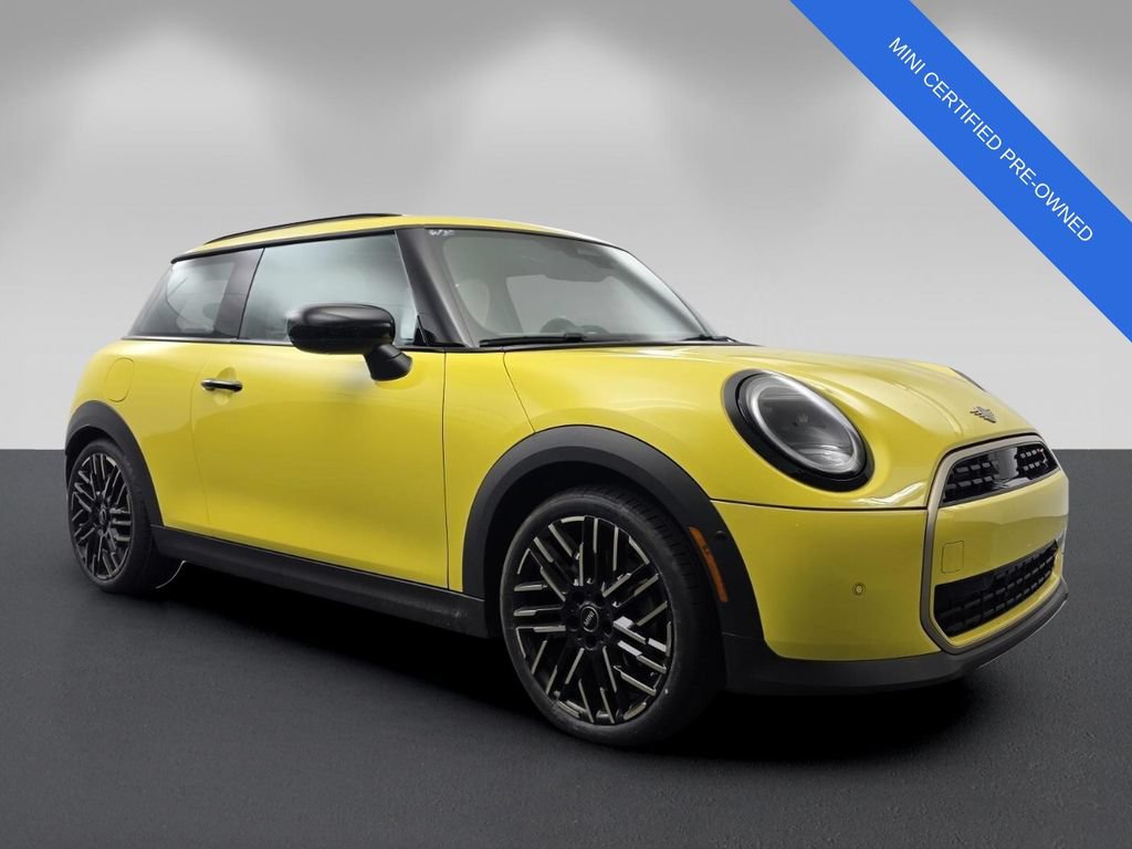 Used 2025 MINI Cooper S FWD image 1