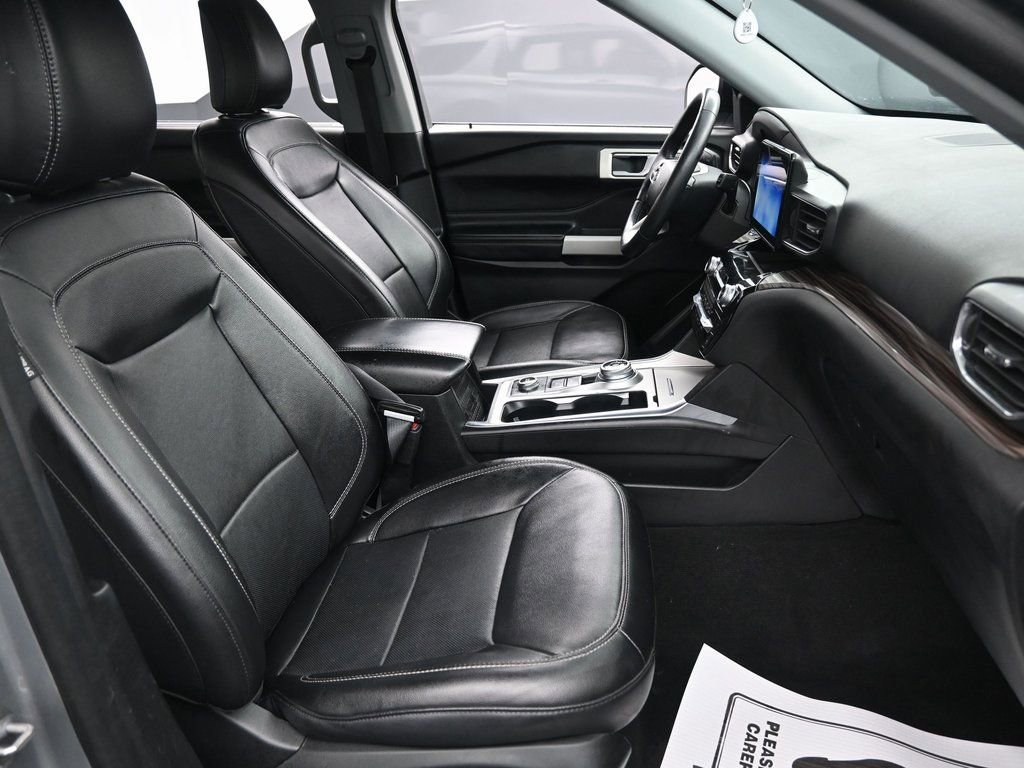 Used 2023 Ford Explorer Limited image 36