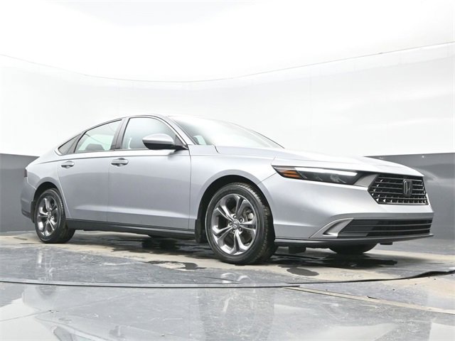Used 2023 Honda Accord EX image 29