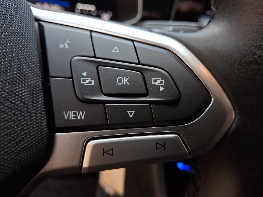 Used 2025 Volkswagen Jetta S image 18