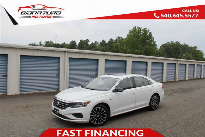 Used 2022 Volkswagen Passat 2.0T FWD image 1