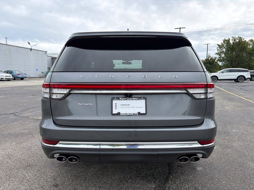 Used 2023 Lincoln Aviator Reserve w/ Elements Package Plus AWD/4WD image 8
