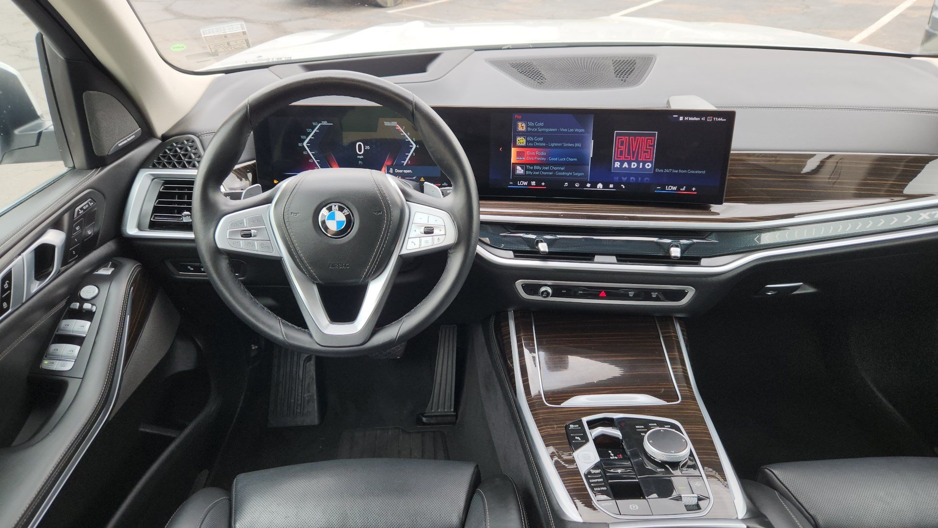 Used 2025 BMW X7 xDrive40i AWD/4WD image 26