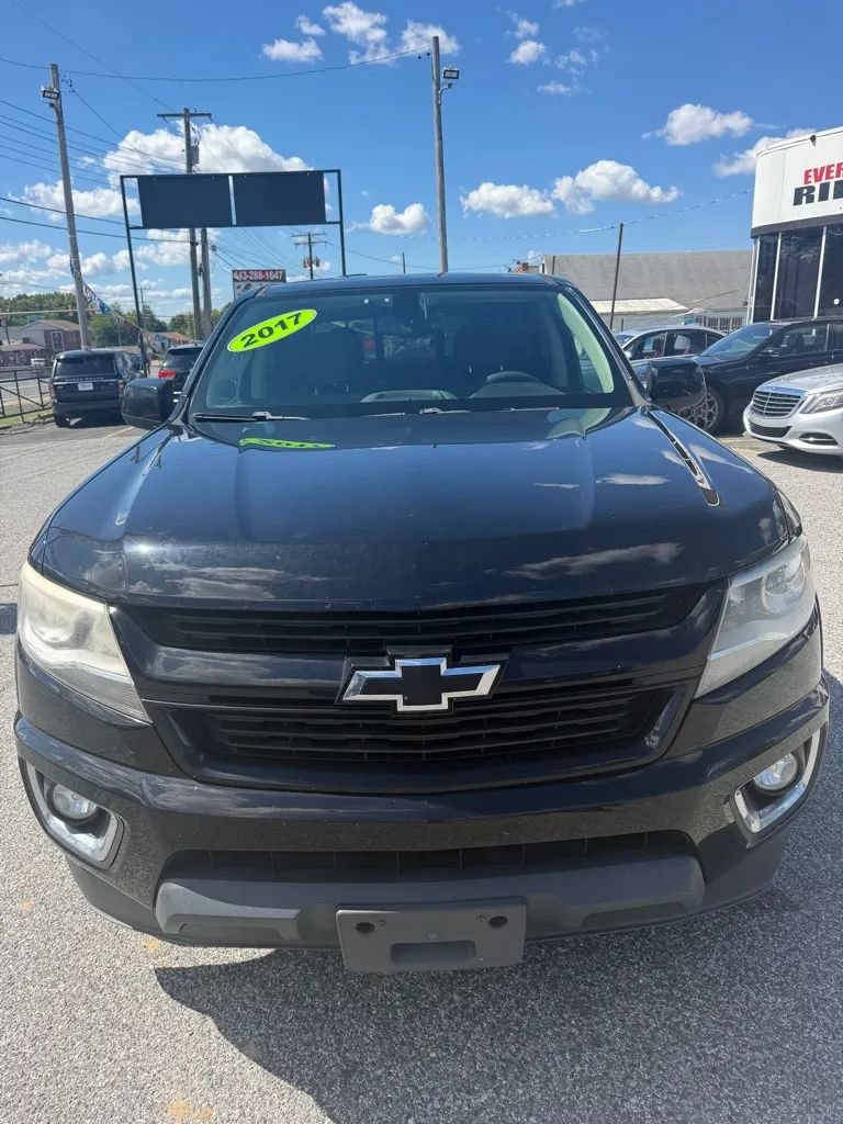 Used 2017 Chevrolet Colorado Z71 w/ Z71 Midnight Edition AWD/4WD image 3