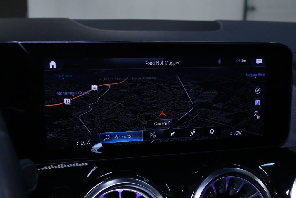 Used 2022 Mercedes-Benz GLA 250 4MATIC w/ AMG Line image 32