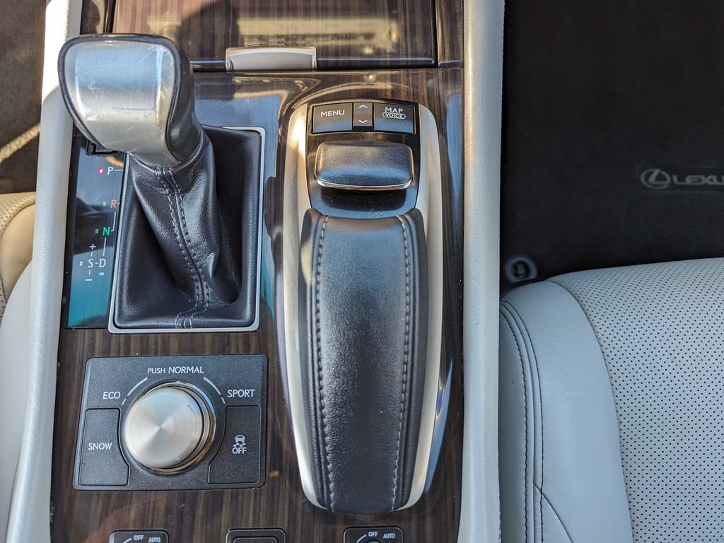 Used 2013 Lexus LS 460 AWD w/ Comfort Pkg image 27