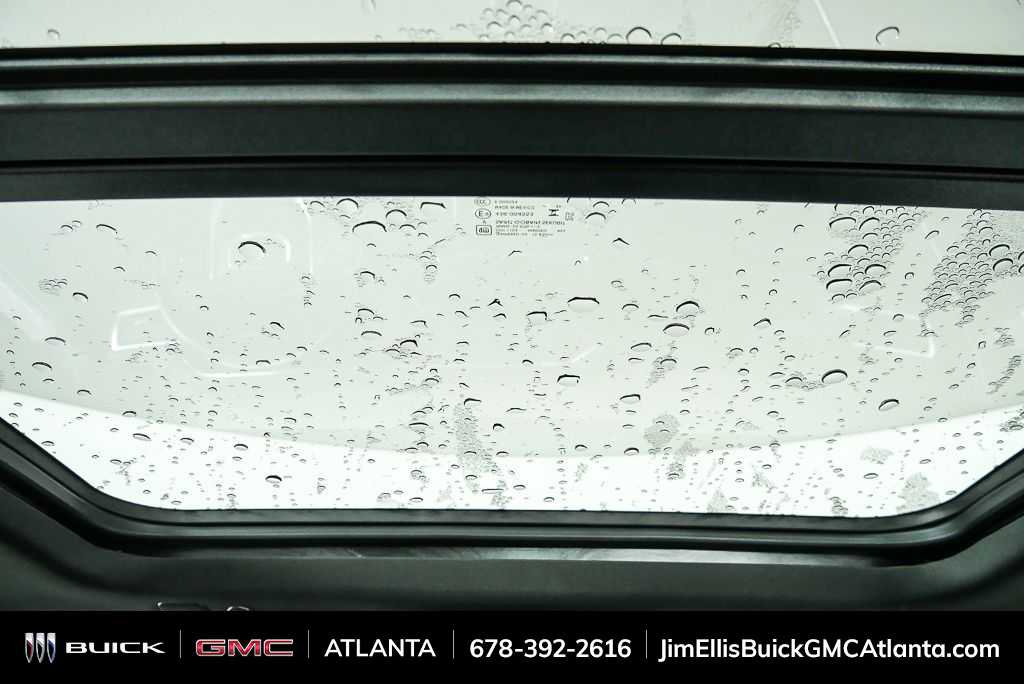 Used 2024 GMC Yukon XL Denali image 23