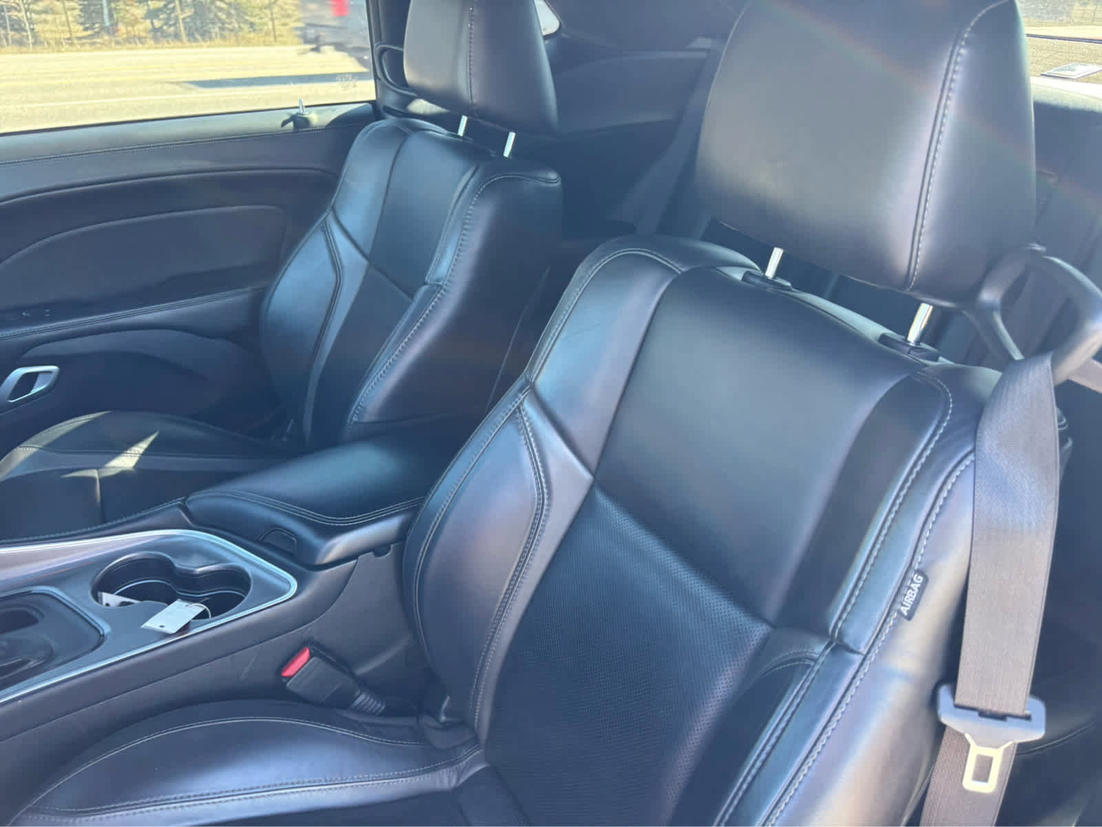 Used 2021 Dodge Challenger SXT w/ Plus Package image 15