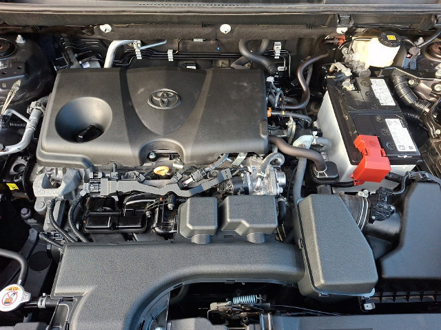 Used 2023 Toyota RAV4 LE AWD/4WD image 28
