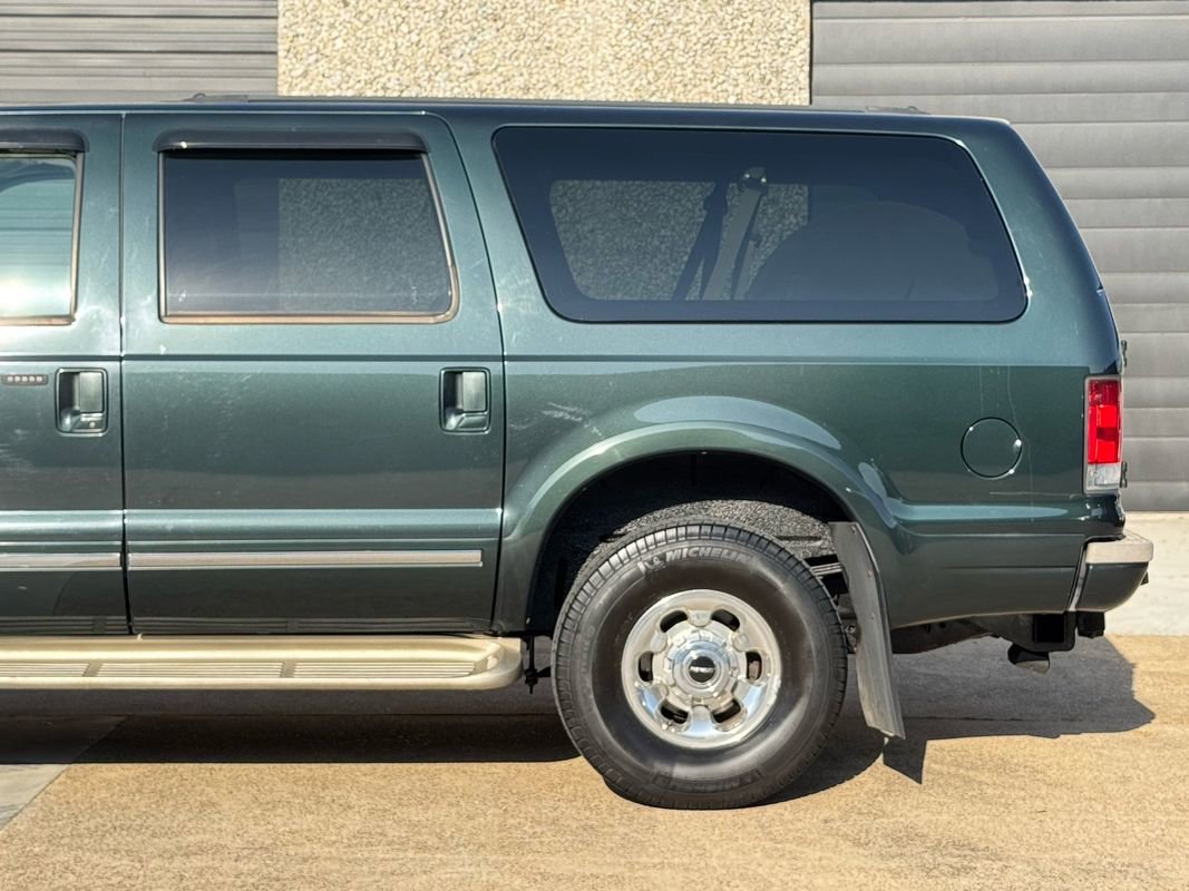 Used 2003 Ford Excursion Limited image 5