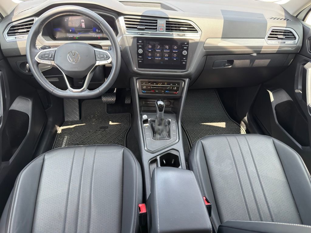 Used 2023 Volkswagen Tiguan SE FWD image 22