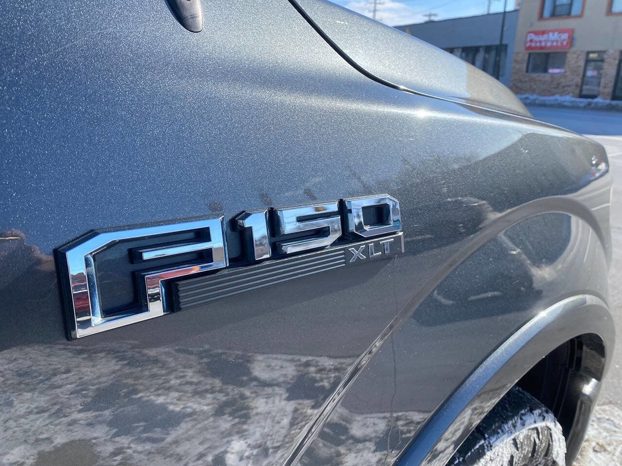 Used 2016 Ford F150 XLT w/ Equipment Group 302A Luxury image 8