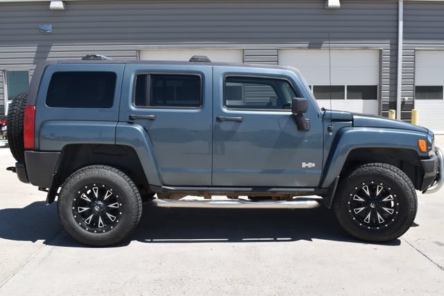Used 2007 HUMMER H3 AWD/4WD image 4