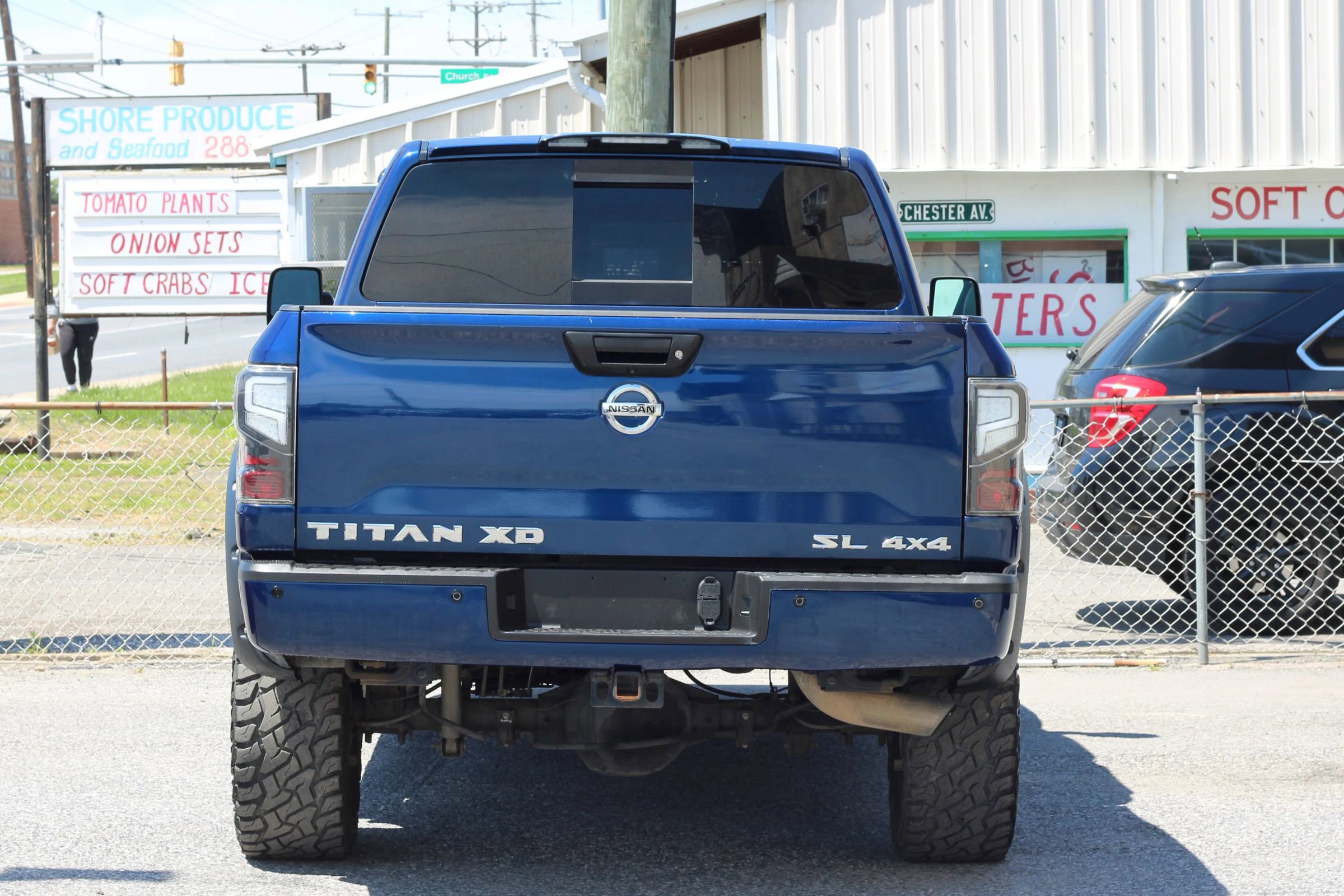 Used 2016 Nissan Titan SL AWD/4WD image 7