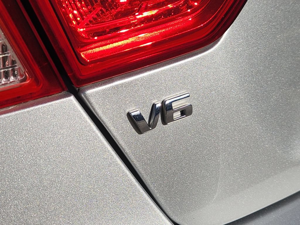Used 2020 Chevrolet Impala LT FWD image 9
