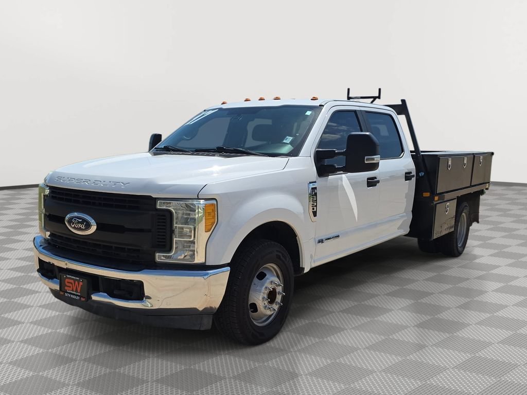 Used 2017 Ford F350 XL w/ Power Equipment Group RWD image 3