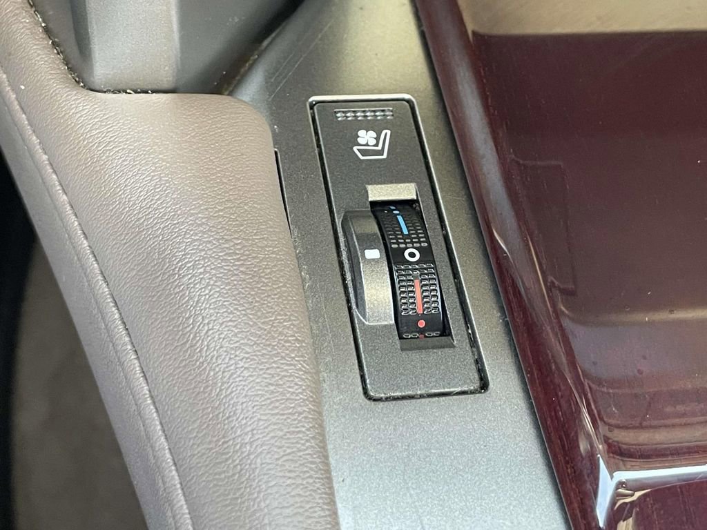 Used 2017 Lexus GX 460 Premium image 24