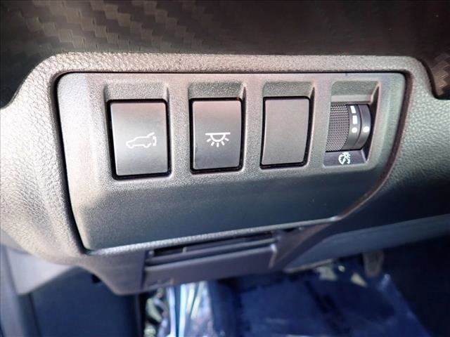 Used 2025 Subaru Ascent Premium AWD/4WD image 17
