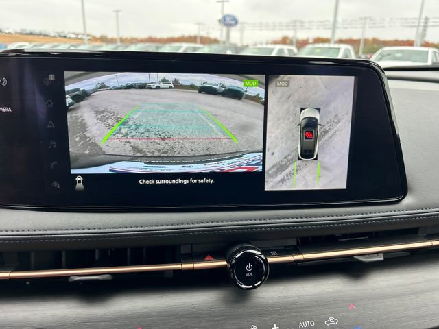 Used 2023 Nissan Ariya AWD image 32