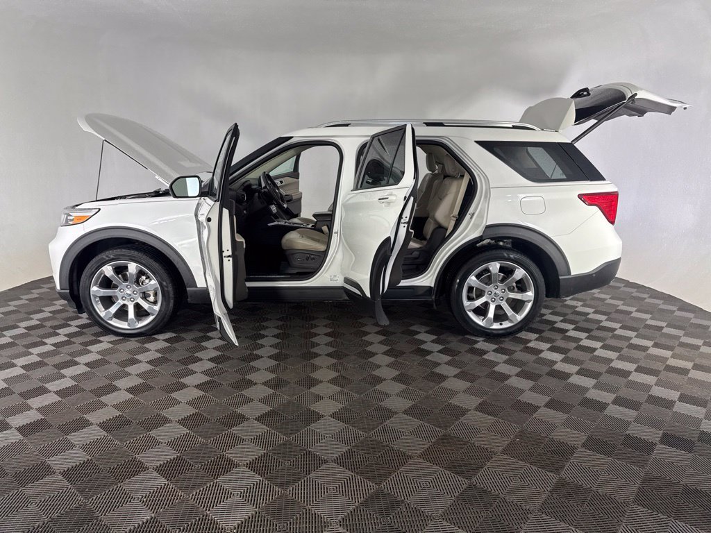 Used 2020 Ford Explorer Platinum w/ Premium Technology Package AWD/4WD image 10