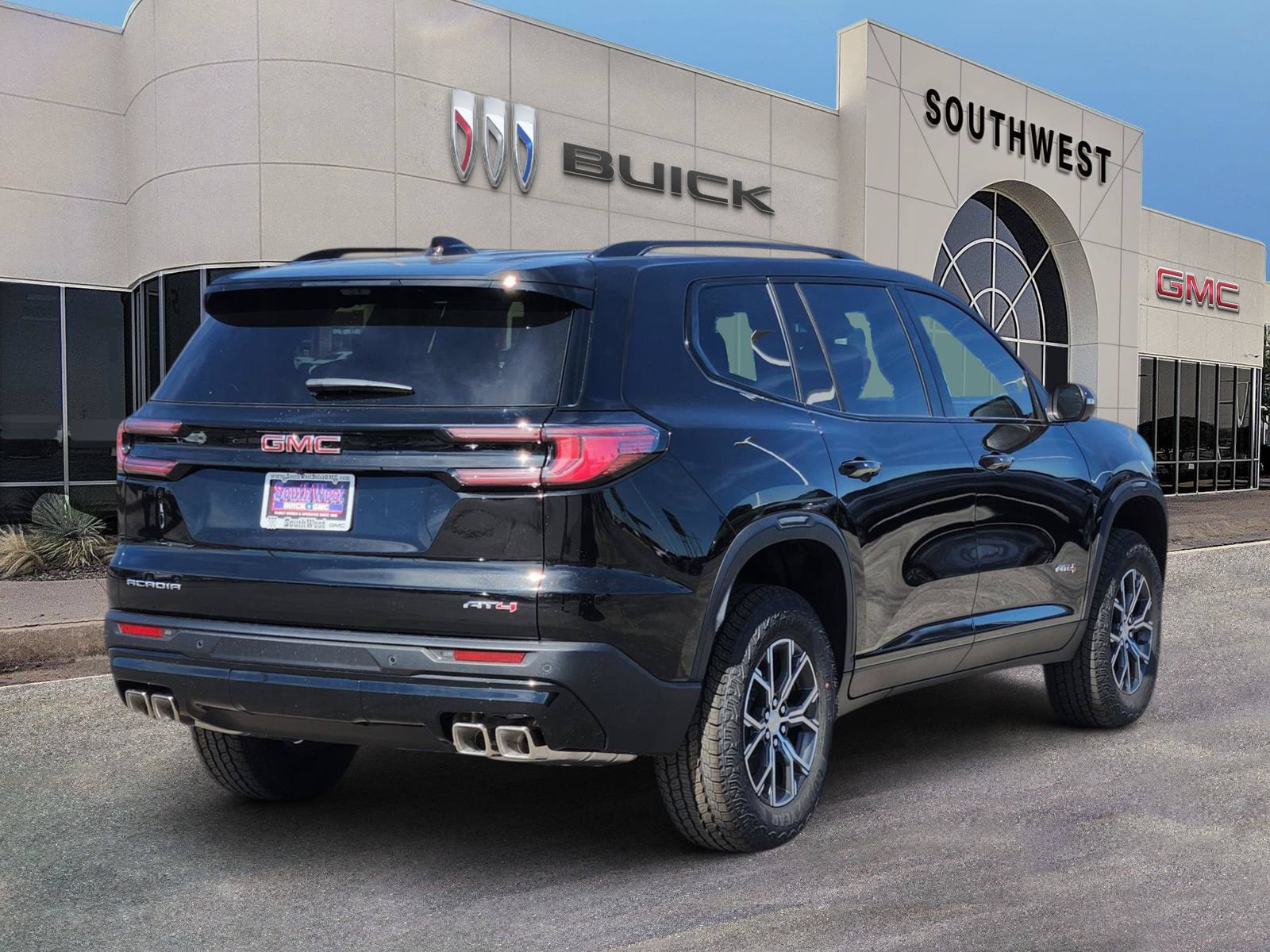 New 2026 GMC Acadia AT4 w/ Luxury Package AWD/4WD image 5