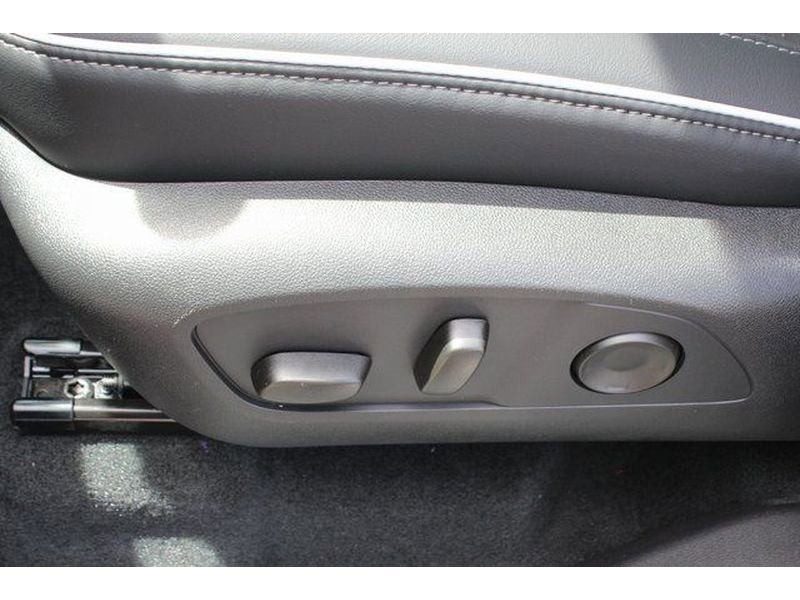 New 2026 Buick Enclave Sport Touring w/ Power Package image 21