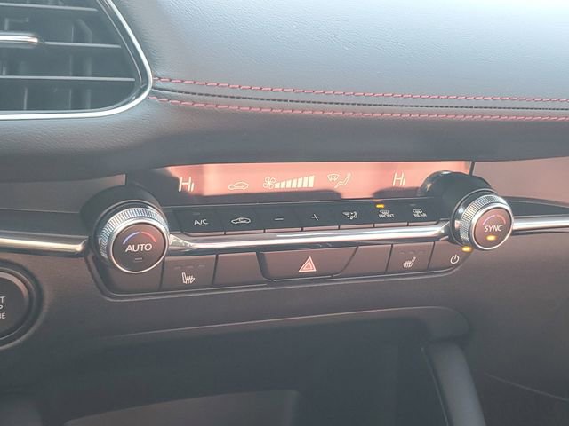 New 2026 MAZDA MAZDA3 Carbon image 28